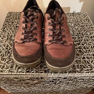 Ecco shoes worn 2 dozen times